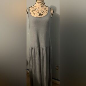 ⭐️NWT⭐️Universal Thread~Light Gray Sleeveless Maxi Dress~Size M